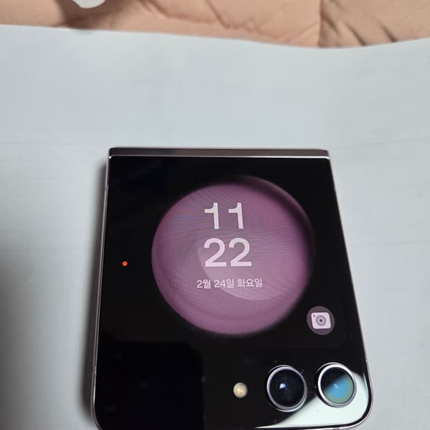 갤럭시 z플립5 512GB SM-F731 라벤더 액정교체완료 공기계 판매