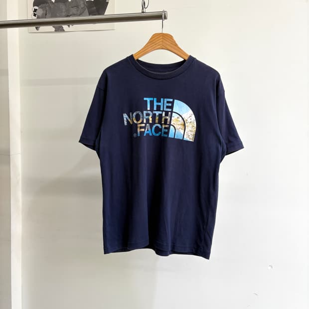 THE NORTH FACE 반팔 티셔츠