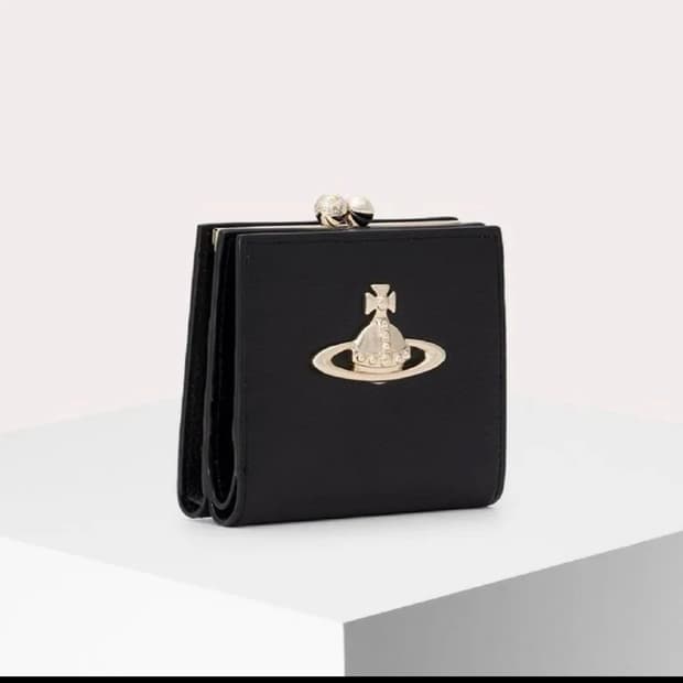 비비안웨스트우드 반지갑 삽니다