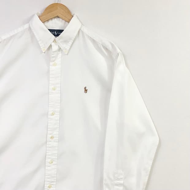 105 폴로 새상품급 화이트 셔츠