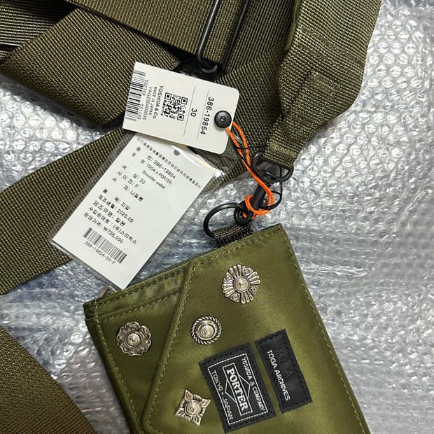 25fw 토가 포터 숄더백 카키 새상품