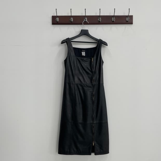 베르사체 리얼 레더 지퍼 2way 블랙 슬리브리스 원피스