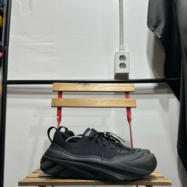 M12 300) 크록스 스니커즈 남성 남자 신발 에코 서지 블랙