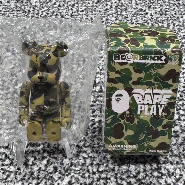 베어브릭 x 베이프 100% 