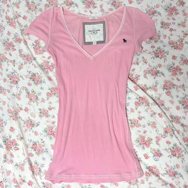 아베크롬비 2000s 빈티지 브이넥 딱붙티