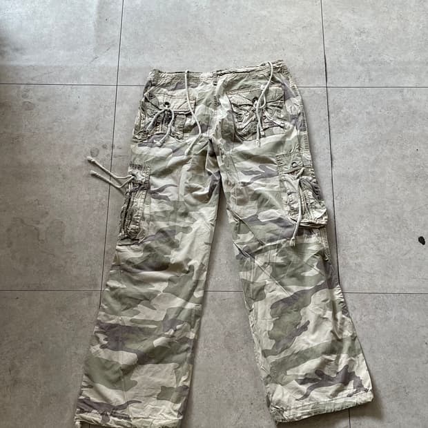 카고 밀리터리 카모 바지