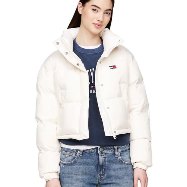 타미진스 알래스카 백플래그 크롭 숏패딩