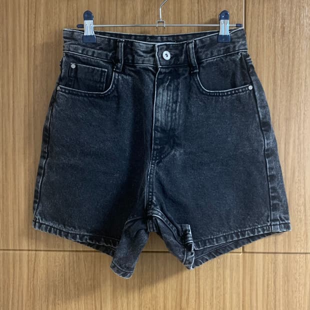 자라 맘핏 흑청 데님 쇼츠 36