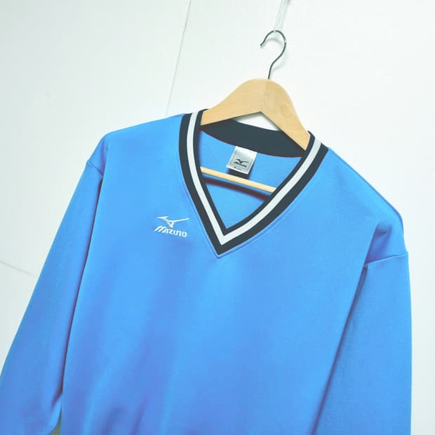 남성 미즈노 구형 일본판 기능성 브이넥 스웻셔츠 긴팔 맨투맨 트레이닝복