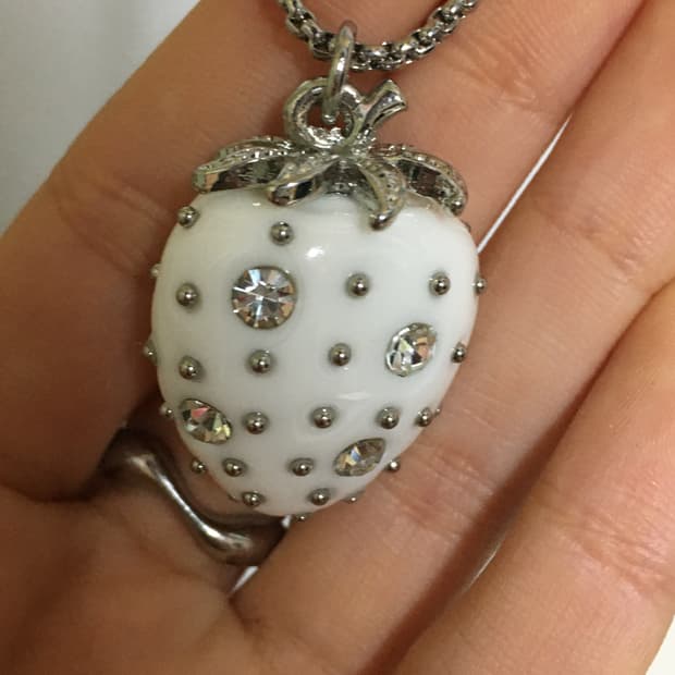 No. 45 / 개애귀여운 왕딸기 목걸이