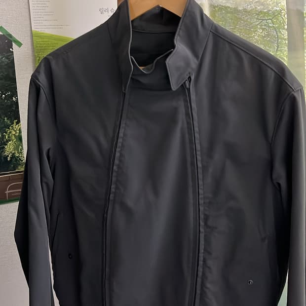 ee 누마레 해링턴재킷