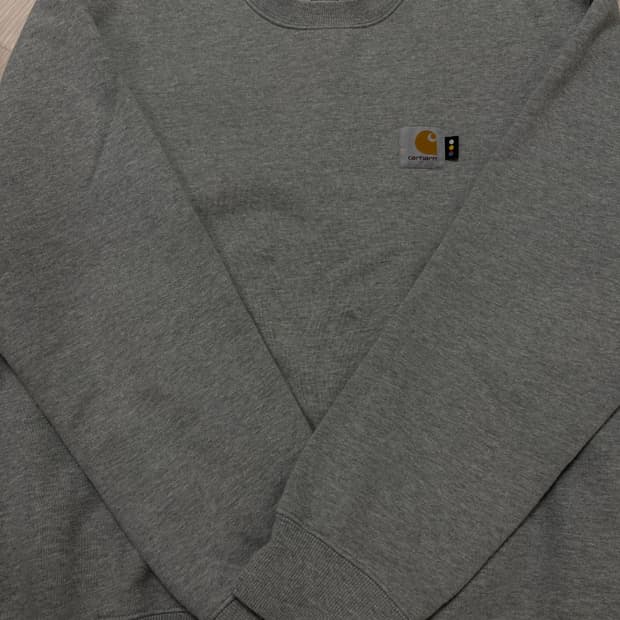 칼하트 wip 아이앱 스튜디오 콜라보 맨투맨