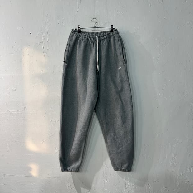 나이키 솔로스우시 조거팬츠 S