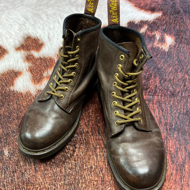 [260] 닥터마틴 빈티지 1460 8홀 워커 브라운