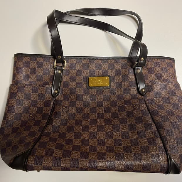 러블리하트 쇼퍼백