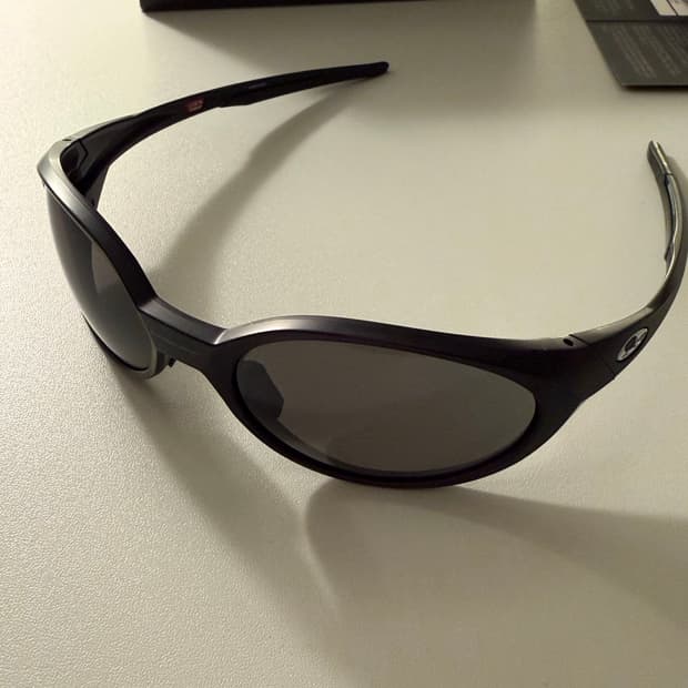 오클리 아이자켓 리덕스  블랙