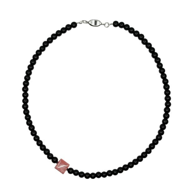 Blush point necklace 