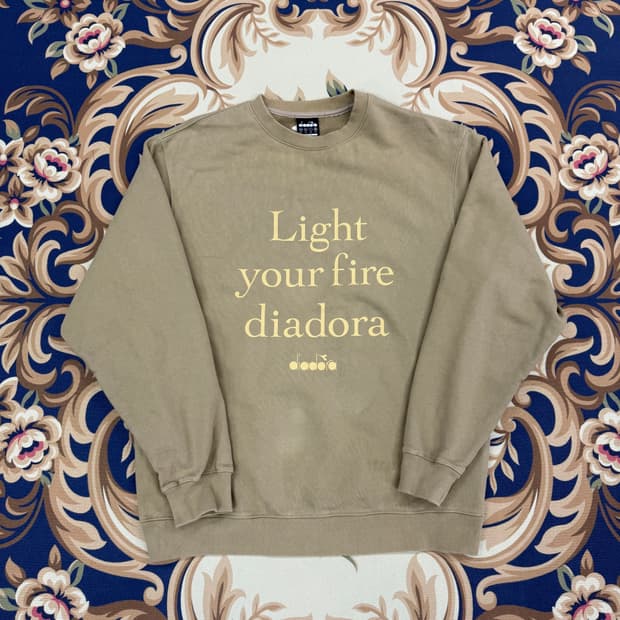 (XL)디아도라 Diadora 빅로고 맨투맨(베이지)