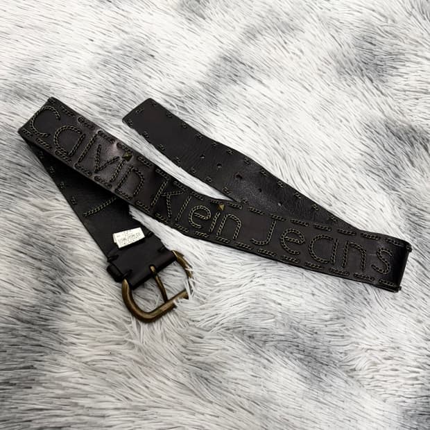 캘빈클라인 소가죽 메탈 레터링 벨트
