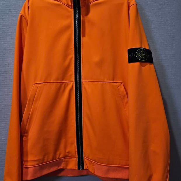 정품 스톤아일랜드 라이트 소프트 쉘 후드 자켓 105/ XL