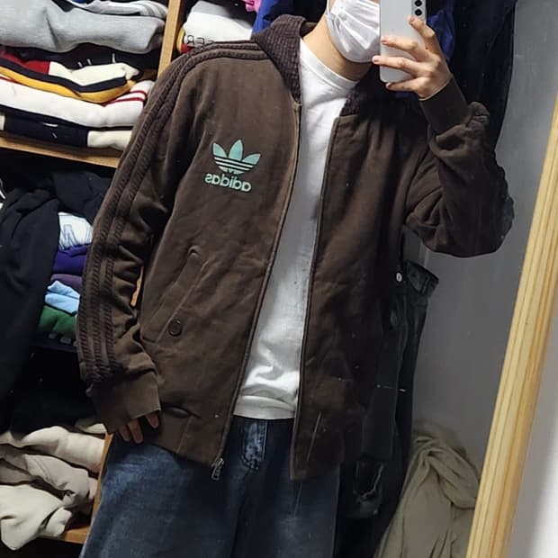 아디다스 코듀로이 삼선 브라운 올드르쿨 트레이닝 져지 