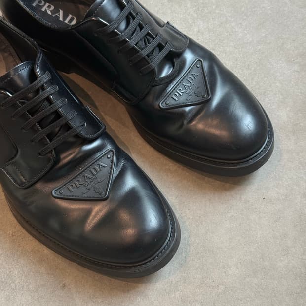 [8.5] PRADA Brushed Leather Derby Shoes