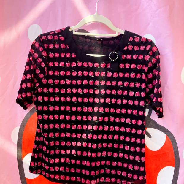 jpn 사과 큐빅 티셔츠