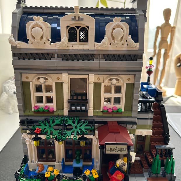레고 10243 파리레스토랑(완성품)