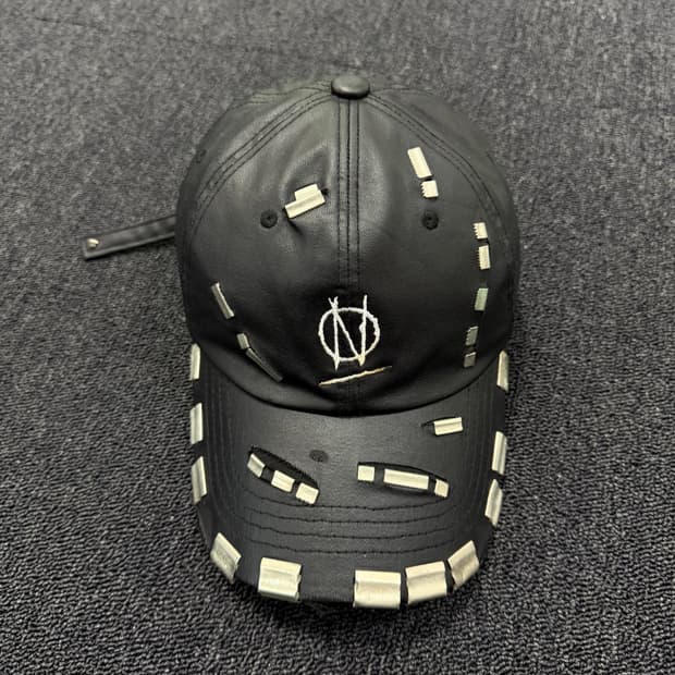 나인티나인퍼센트이즈 99%IS 메탈 볼캡