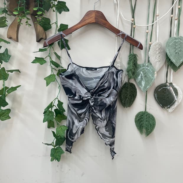 Y2k 맛 페이퍼문 마블 패턴 슬리브리스