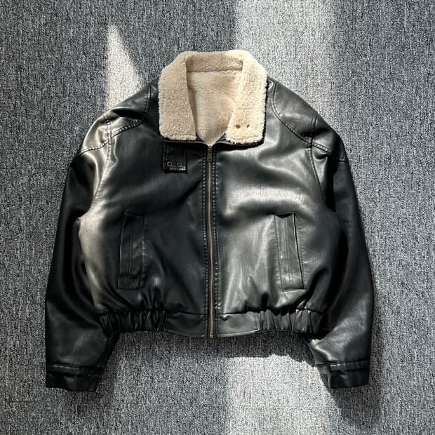 빈티지 블랙 레더 무스탕 자켓