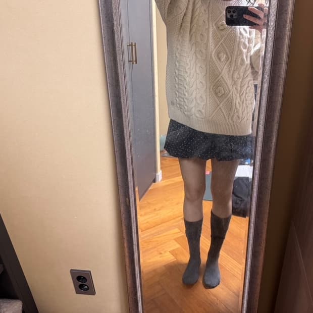 (택ㅇ) 코이세이오 폼폼니트 아이보리