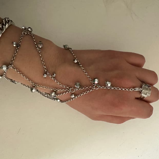 히스테릭글레머 비즈 체인 팔찌