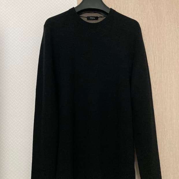 띠어리 검정색 더블페이스 울 니트 M