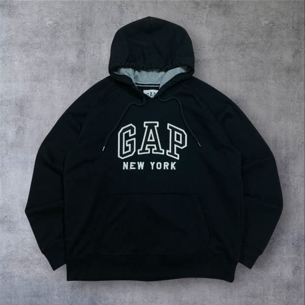 GAP 뉴욕 스펠아웃 빅로고 블랙 후드티
