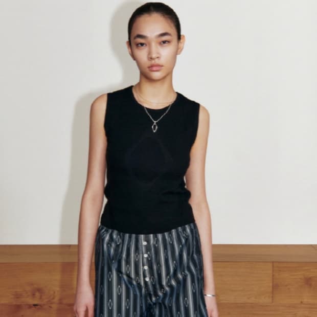 미스치프 하네스 위브 니트 슬리브리스