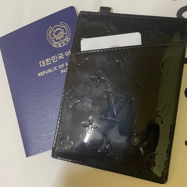 루이비통 업사이클링 여권지갑/ 여권케이스