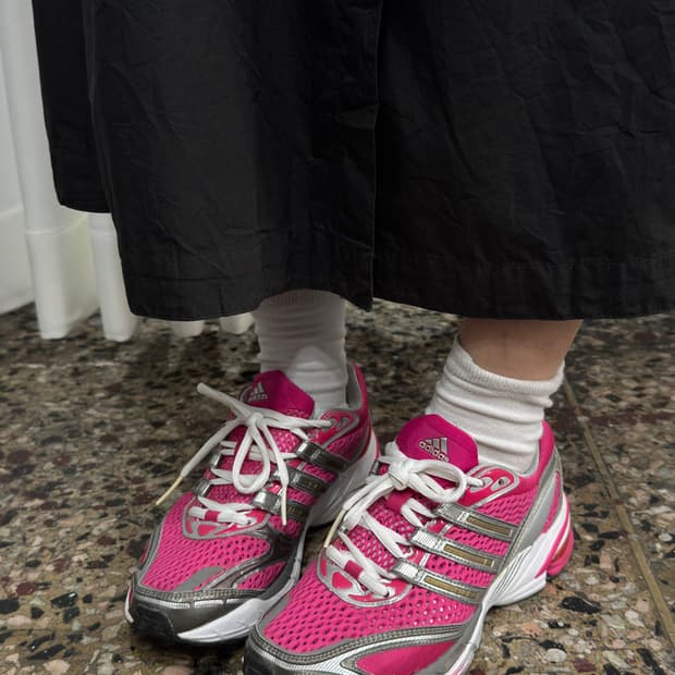 adidas pink shoes 