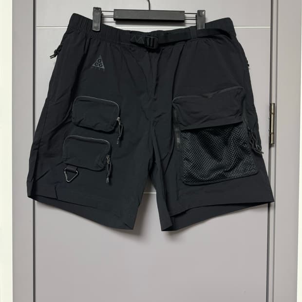 나이키 acg 카고 쇼츠 xl 블랙