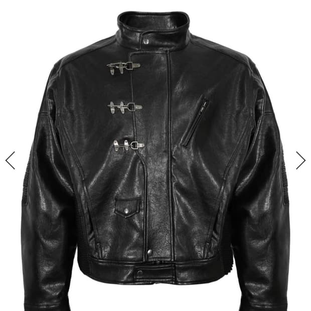 비엑세스 레더자켓