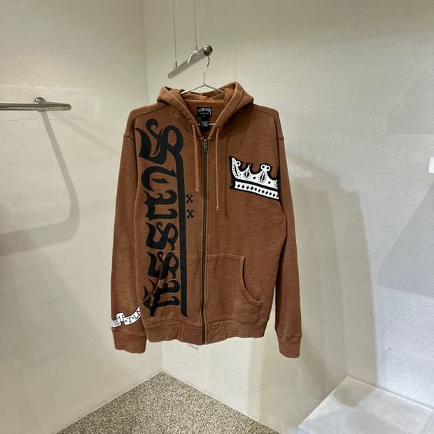 스투시 후드집업 크라운패치