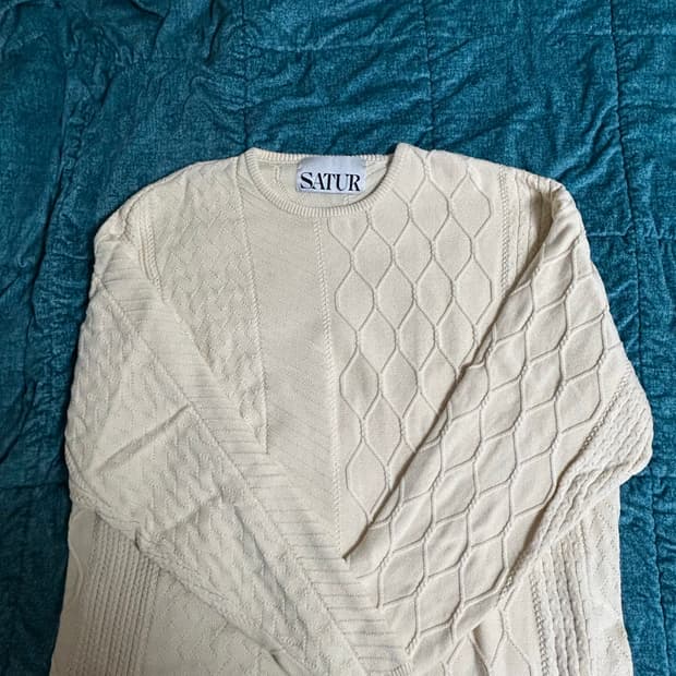 세터 아이보리 니트