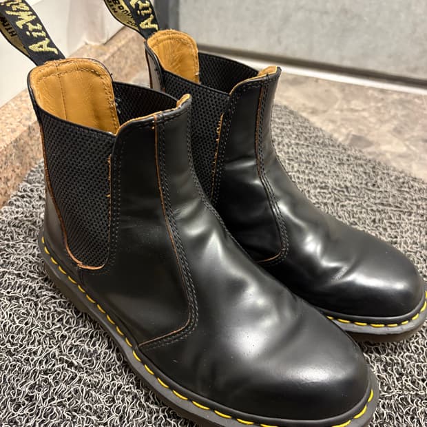 닥터마틴 mie 첼시 부츠 uk8