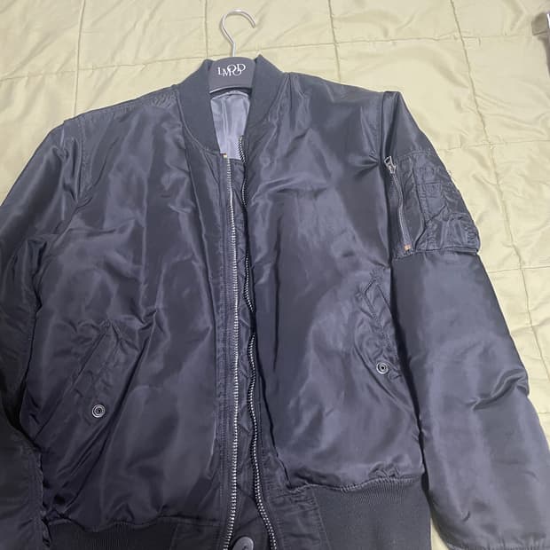 알파인더스트리 ma-1 블랙