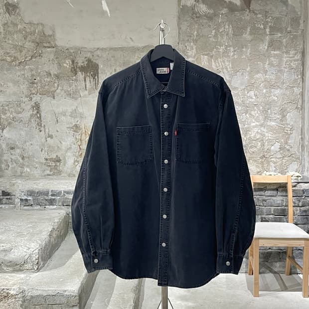 리바이스 레드탭 흑청 체스트 포켓 데님 셔츠