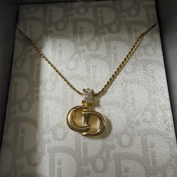 크리스챤 디올 빈티지 CD 로고 큐빅 목걸이