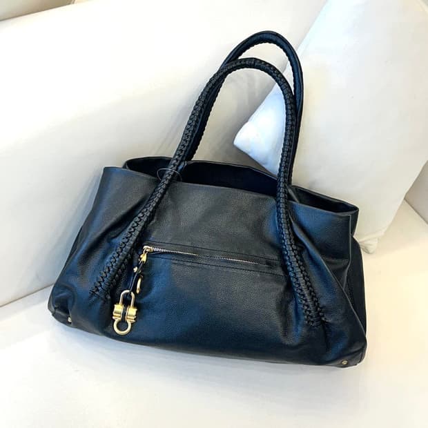 페라가모 간치니 레더 숄더백 (정품)