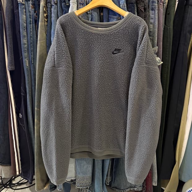 나이키 그레이 플리스 스웻셔츠