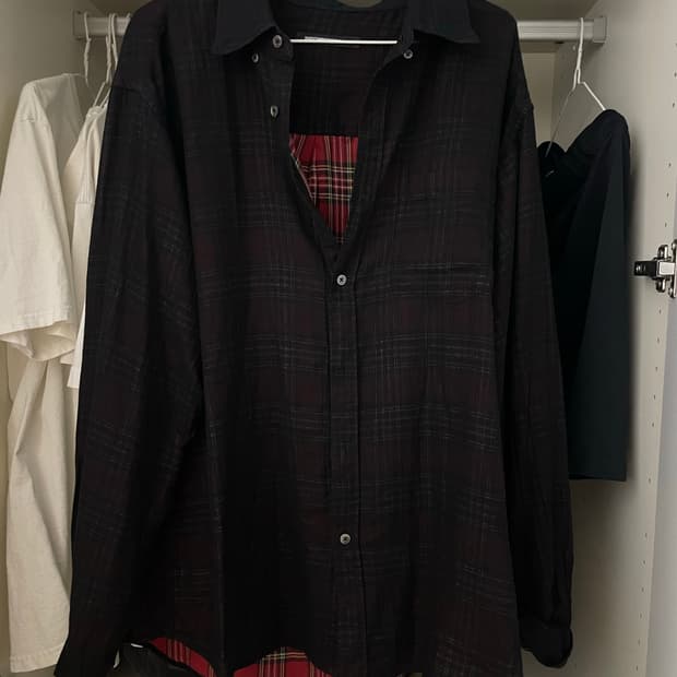 해칭룸 한로로 셔츠