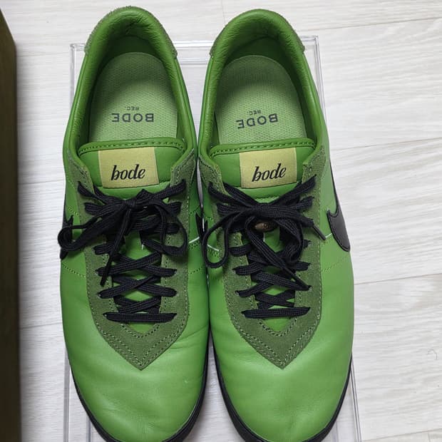 나이키x보디 아스트로그래버 